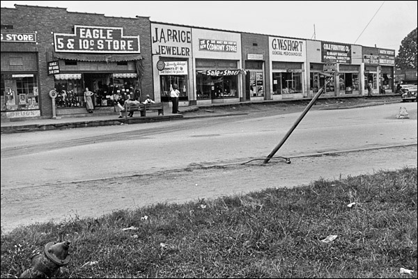 1935-arkansas-marked-tree-street.jpg
